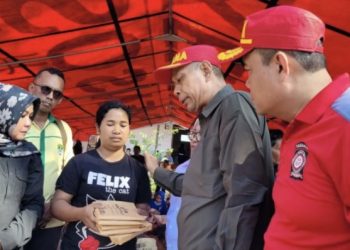 Wamensos Salurkan Santunan kepada Ahli Waris Korban Erupsi Gunung Lewotobi