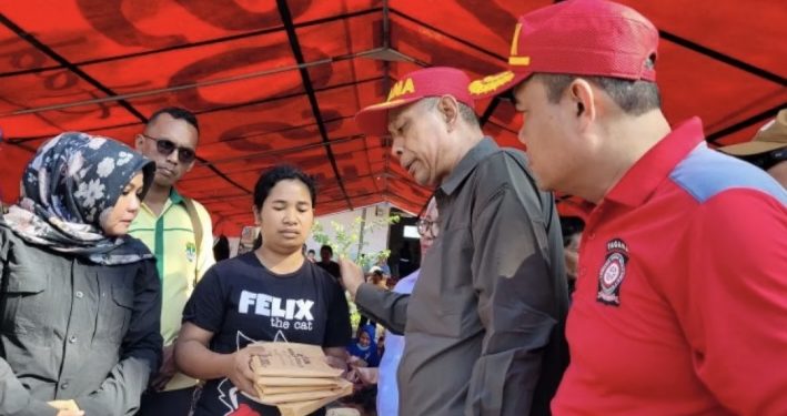 Wamensos Salurkan Santunan kepada Ahli Waris Korban Erupsi Gunung Lewotobi