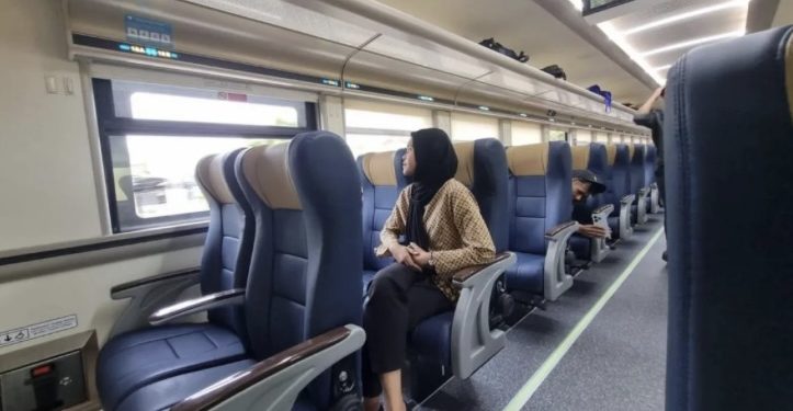 KAI Yogyakarta Siapkan 8 Kereta Api Generasi Baru untuk Libur Natal dan Tahun Baru