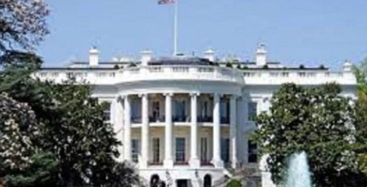 Donald Trump Tunjuk Karoline Leavitt sebagai Sekretaris Pers Gedung Putih