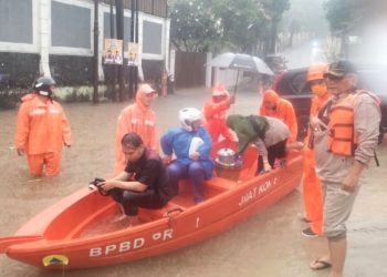 Ketinggian Air di Dua RT Cilandak Timur Mencapai 140 Cm Akibat Hujan Lebat