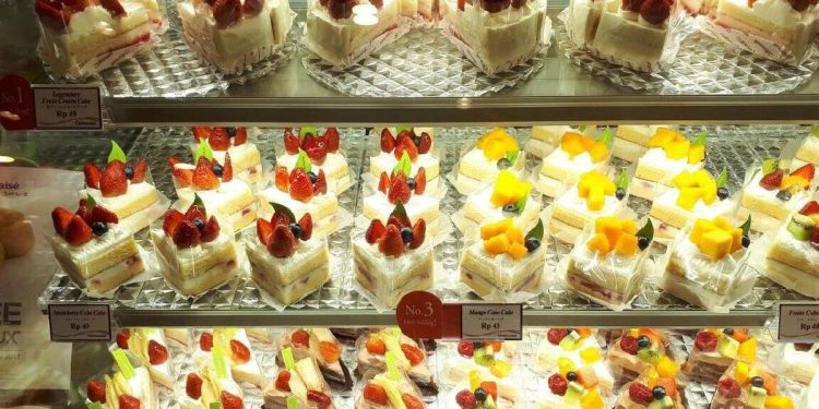 Ekspansi Kejutan Toko Kue Jepang di Bekasi: Langkah Berikutnya?