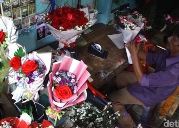 Penjualan Bunga Rawa Belong Melejit Saat Valentine