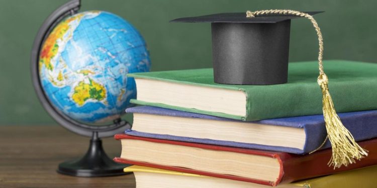 Jurusan yang Sering Disesali Alumni: Gaji Tak Sesuai