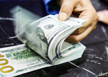 Nilai Dolar AS Tembus Rp16.453, Simak Dampaknya