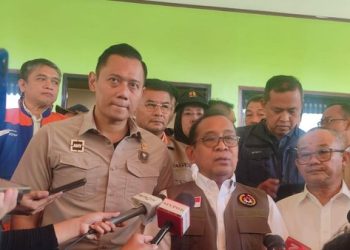 Langkah Visioner AHY: Menarik Investor Lewat Tanggul Laut