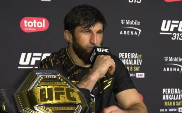 Juara UFC Ankalaev Siap Buktikan Keunggulan di Laga Ulang Kontra Pereira